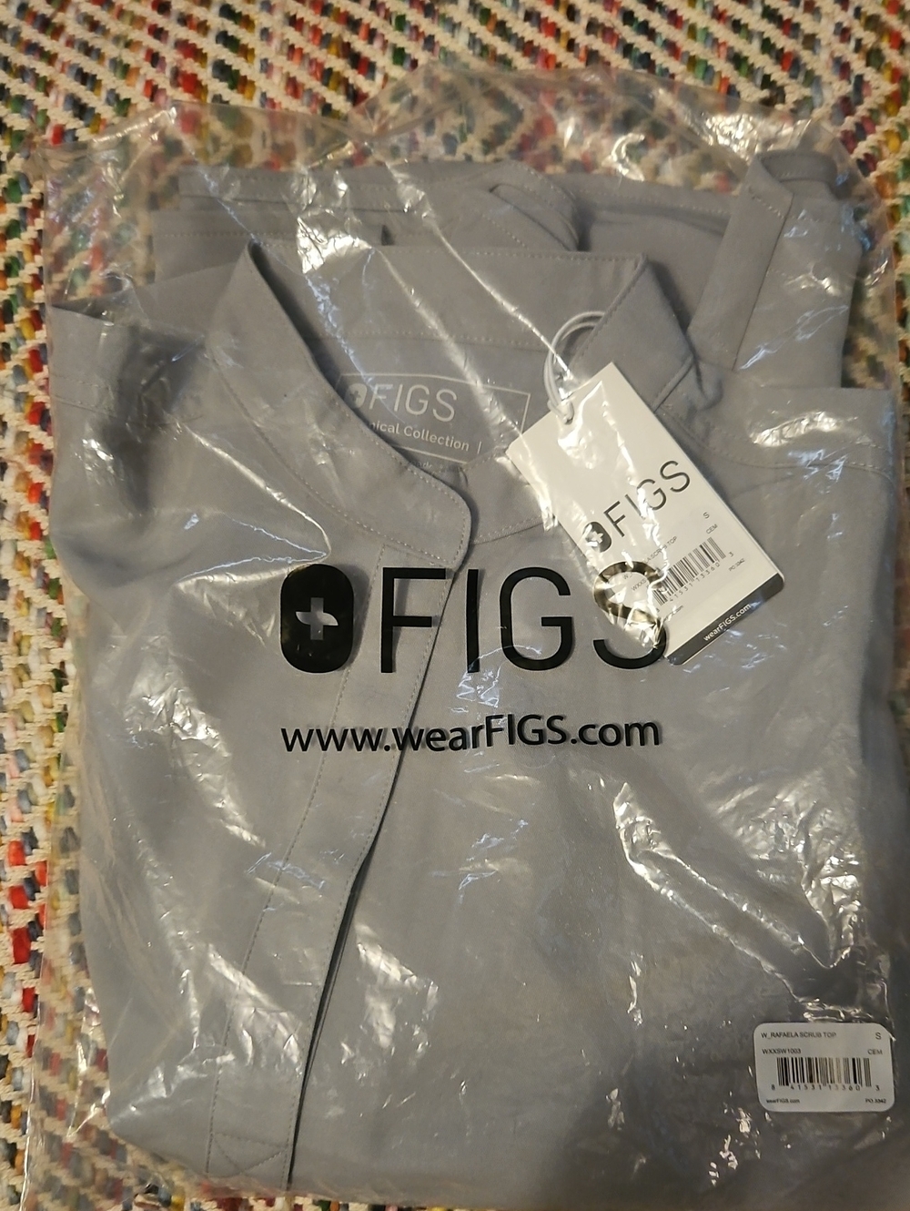 Figs NWT CEMENT RAFAELA SCRUB TOP WOMENS SML